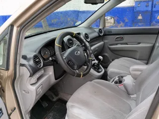 KIA Carens 3.800€ (cambio de nombre incluido)