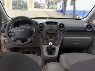 KIA Carens 3.800€ (cambio de nombre incluido)