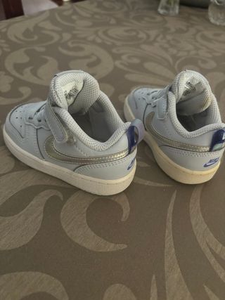 Sapatilhas Nike Bebé Tamanho 22