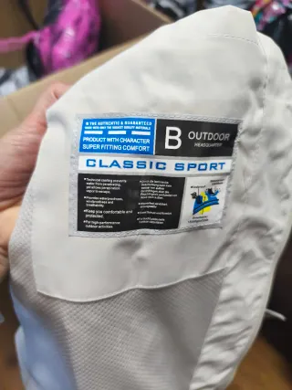 Chaqueta Cazafora Beige y Negra