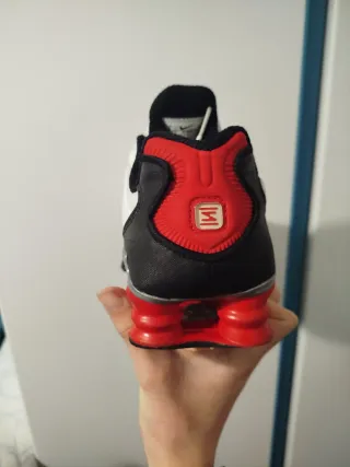 Zapatillas Nike Shox Blancas y Rojas