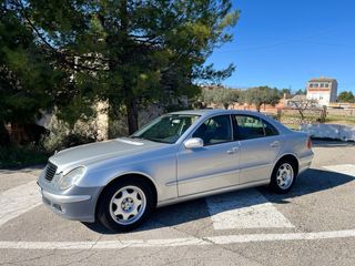Mercedes-Benz Clase E 2004