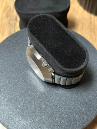 Bulova Accutron Sputnik NOS Calibre 2181 diapasón