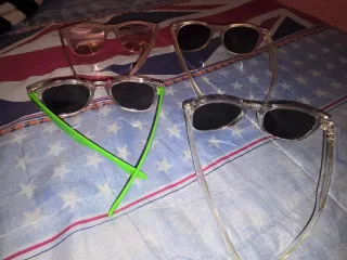 Lote 4 Gafas Sol Colores variados