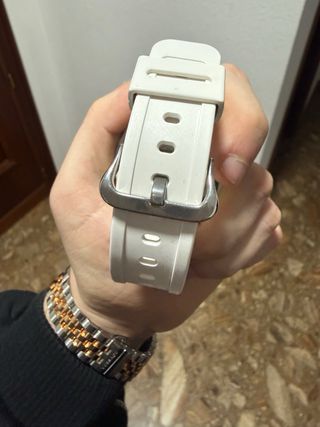 Reloj G-Shock Blanco WR 20BAR