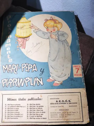 2 Cuadernos infantil antiguo “Mari Pepa" Año 40-50
