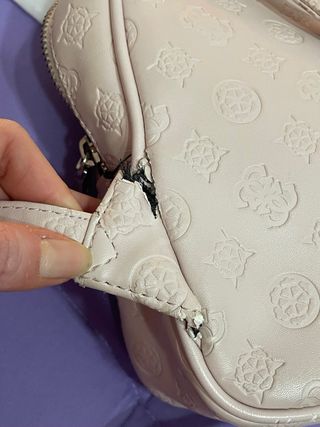 Zainetto Guess rosa chiaro