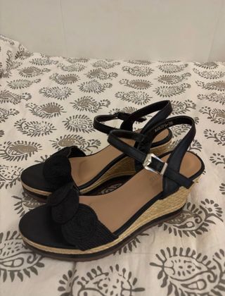 Sandalias cuña negras trenzadas talla 38