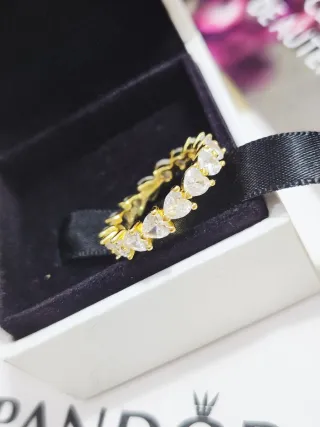 Anillo Pandora Corazones Brillantes Talla 56