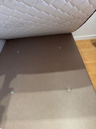 Colchón y base tapizada 135