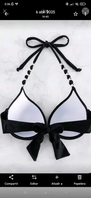 Top Bikini Negro con Detalle de Perlas