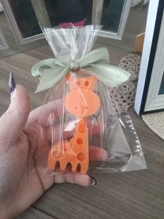 Candela a forma di giraffa gialla