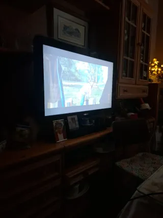 TV LG 50 a estrenar - cristal roto