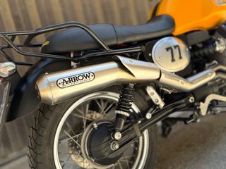 Moto Guzzi V7 Stone II Custom Vendo o Cambio