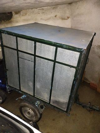 Remolque de cargaSe vende remolque basculante