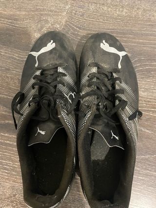 Botas de Fútbol Puma Negras
