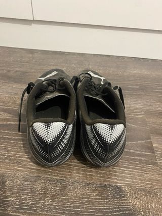 Botas de Fútbol Puma Negras