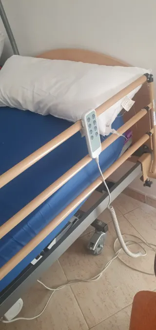 Cama articulada geriatrica