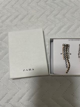 Pendientes fiesta Zara dorados y plateados