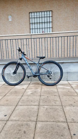 Bicicleta KTM en buen estado