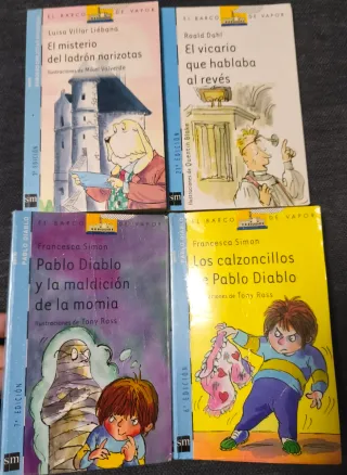 4 Libros del barco de vapor.