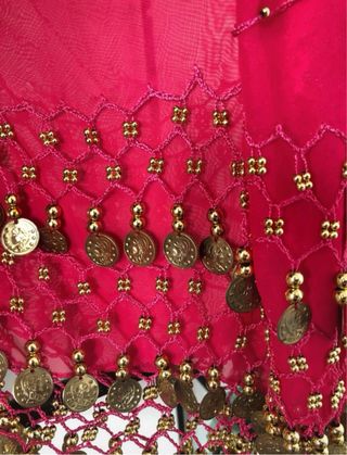 Pareo de bailarina con monedas