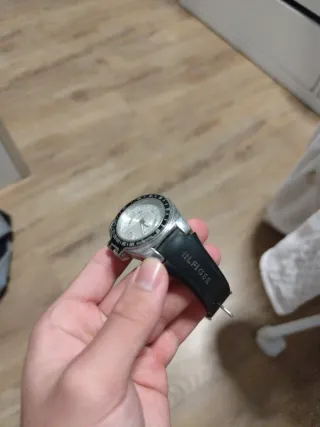 Reloj Tommy Hilfiger Negro y Plateado