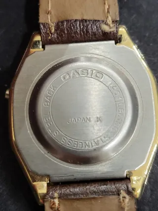 Orologio Casio Lithium Oro Marrone