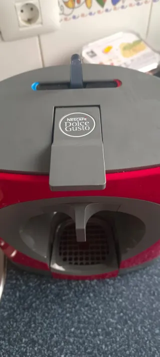 Macchina da caffè a capsule Krups Dolce Gusto Oblo rossa