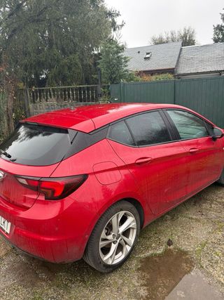 Opel Astra 1.2t. Impecable