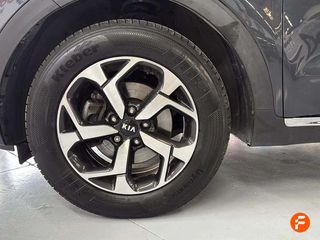 Kia Sportage 1.6 MHEV Business DCT 100kW (136CV 4X4)