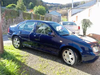 Volkswagen Bora 2000