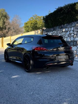 Volkswagen Scirocco R 2011