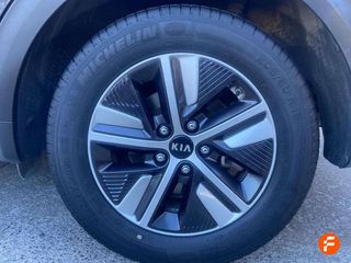 Kia Niro 1.6 GDi HEV 104kW (141CV) Concept