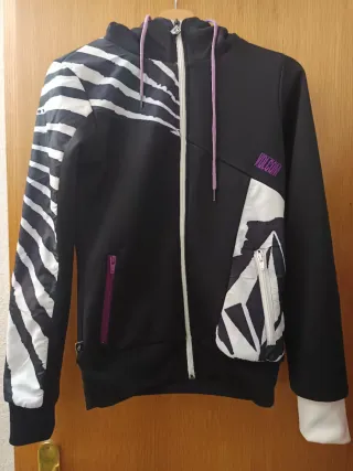 Chaqueta Volcom con capucha
