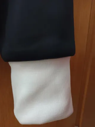 Chaqueta Volcom con capucha