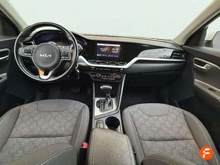 Kia Niro 1.6 GDi HEV 104kW (141CV) Concept
