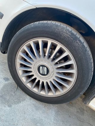 JUEGO LLANTAS SEAT LEON (1M1) SIGNO 1.9 TDI
