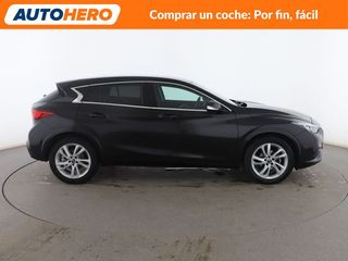 Infiniti Q30 1.6 Premium Tech