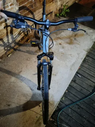 Bicicleta Riverside 500