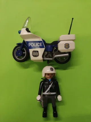Playmobil policía