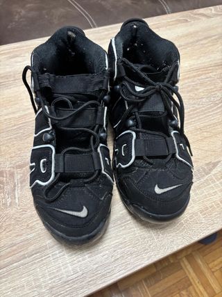 Nike Air More Uptempo Negro Blanco