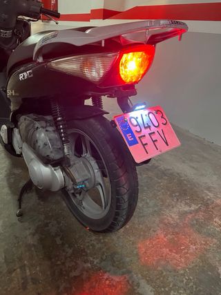 Honda SH Scoopy 125i Negra