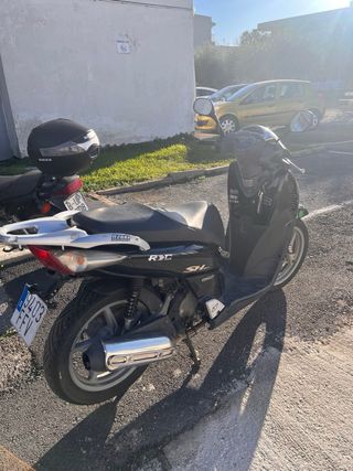 Honda SH Scoopy 125i Negra