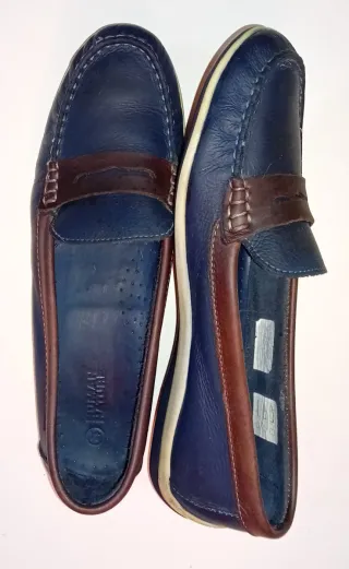 Mocasines de piel azul y marrón T41