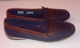 Mocasines de piel azul y marrón T41