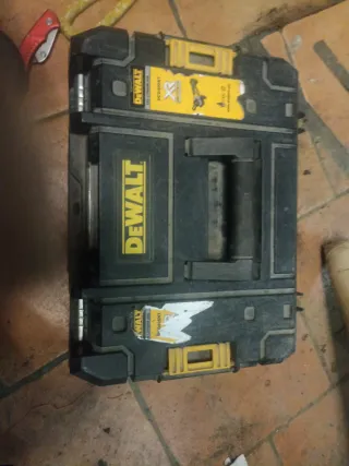 Radial a batería Dewalt