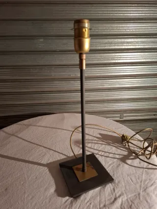 Lampada da tavolo anni '90 ELES