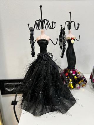 Espositore gioielli manichino nero