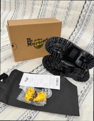 Botas Dr. Martens Mujer Talla 39